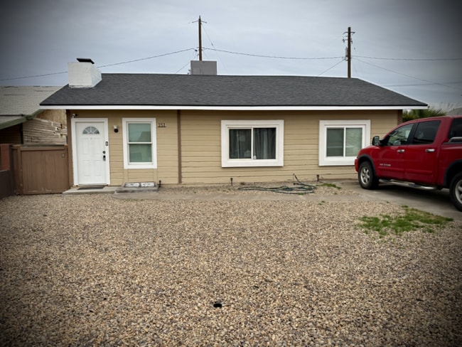 Photo - 151 Manganese St