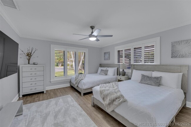 Photo - 272 Imperial Ln