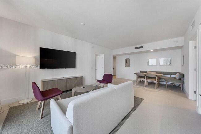 Photo - 159 NE 6th St Unit 2402