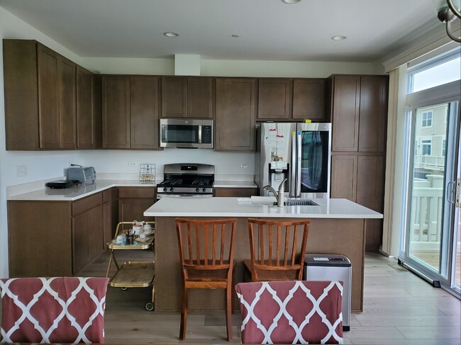 Photo - 300 Timberleaf Cir