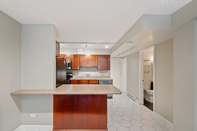 Photo - 5854 N Kenmore Ave Unit 2B