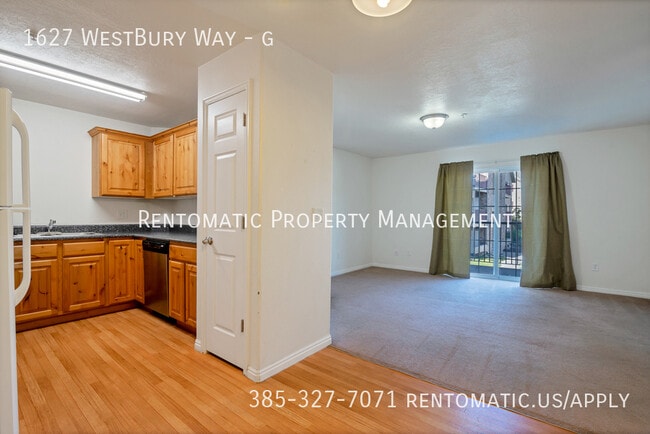 Photo - 1627 Westbury Way