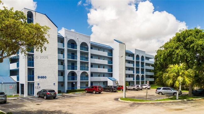 Building Photo - 9460 Fontainebleau Blvd Unit 134