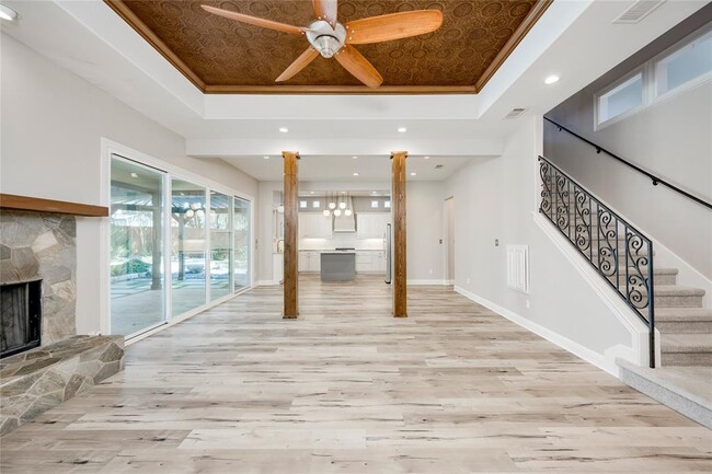 Photo - 12600 River Bend