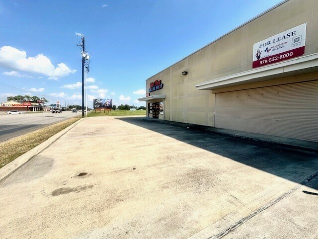 Building Photo - 202 E Boling Hwy Unit A Rental