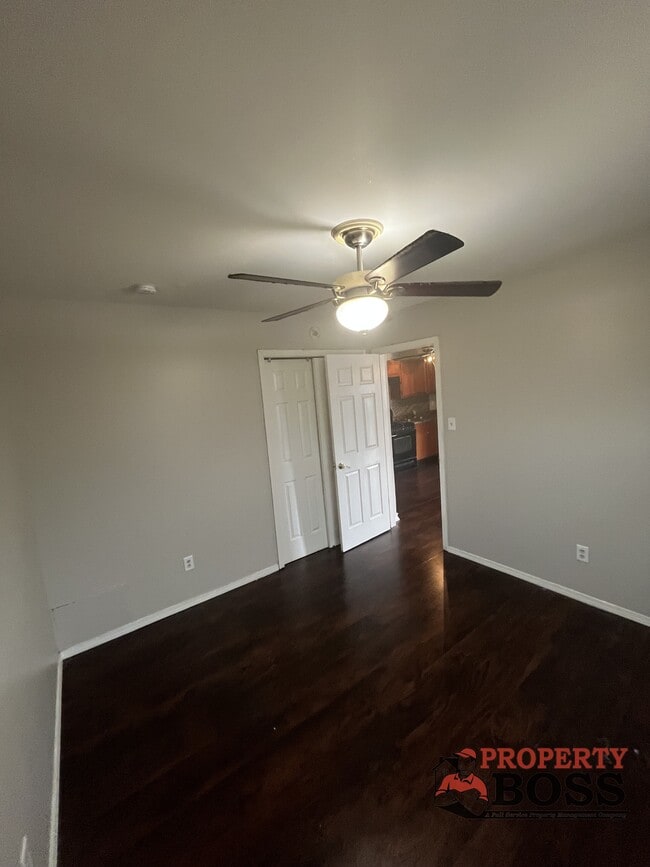 Photo - 342 141st St