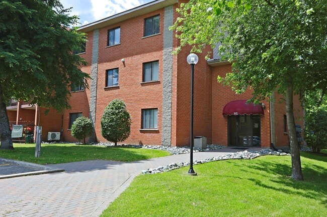 Photo - Westmount Villa 1