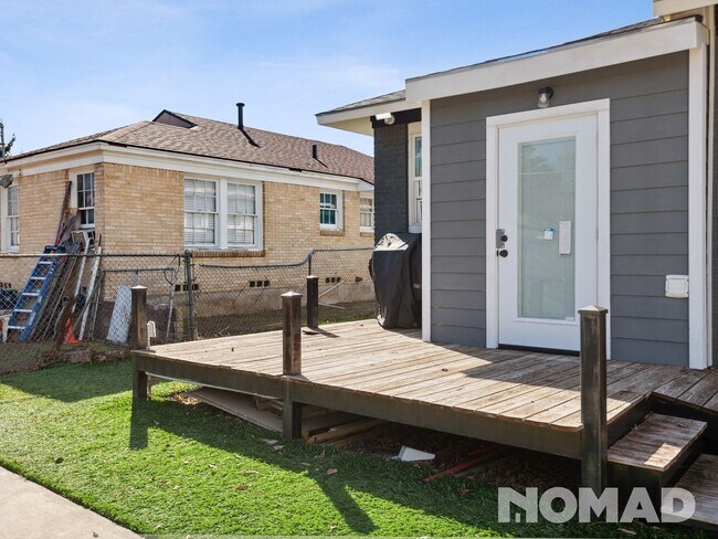 Photo - 1 bedroom renovated duplex