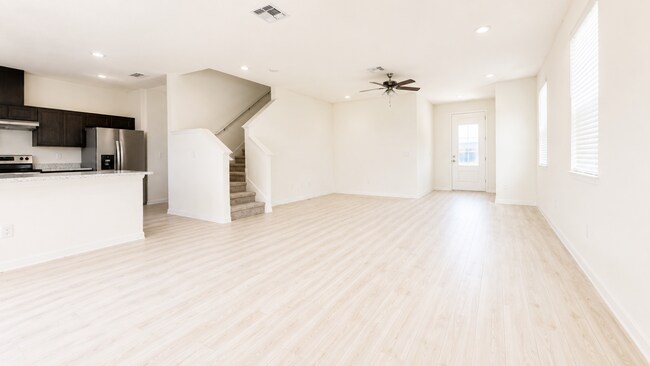 Photo - Spacious 2 Story Home - 4BR/ 2.5BA/ 2 Car Garage in Parrish