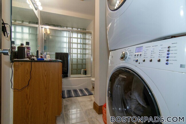 Photo - 448 Park Dr Unit 1