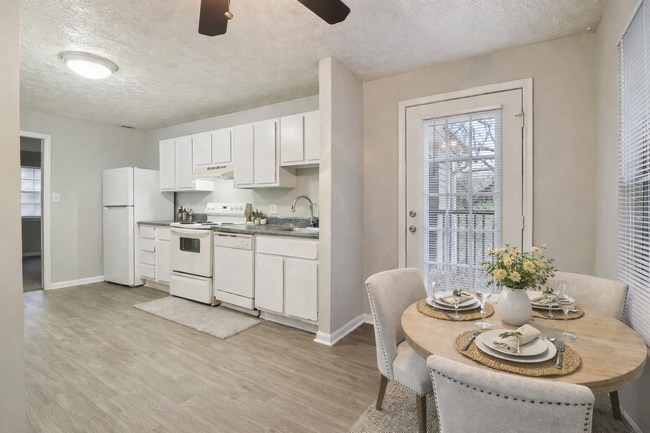 Photo - Meadow Crossing