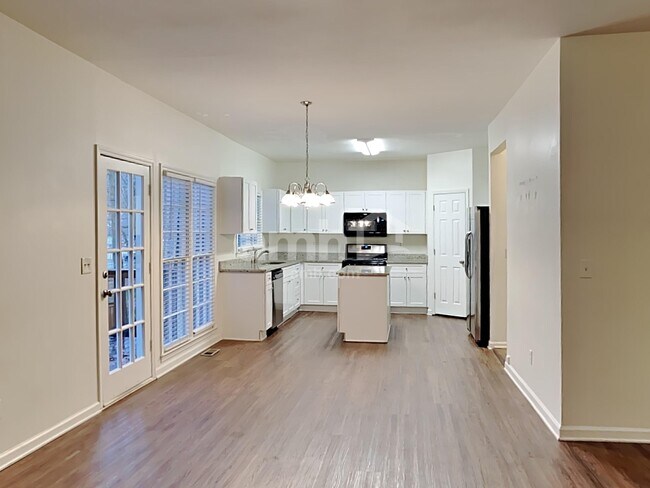 Photo - 3987 Fox Glen Dr