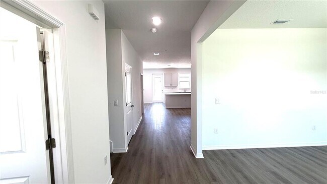 Photo - 706 Blissful Gdns Wy