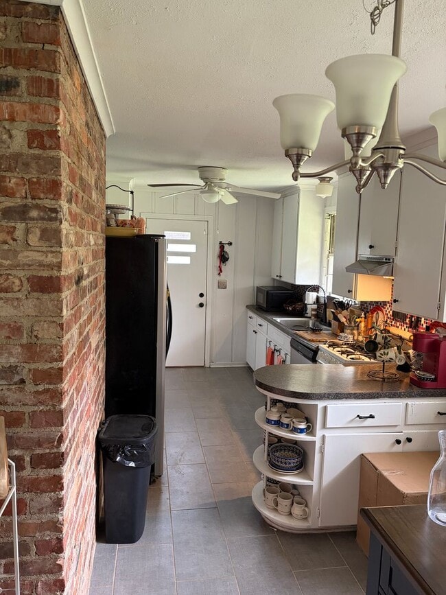 Photo - 207 S Franklin Dr