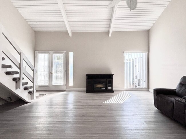 Photo - Loft-Style Townhouse for Rent!