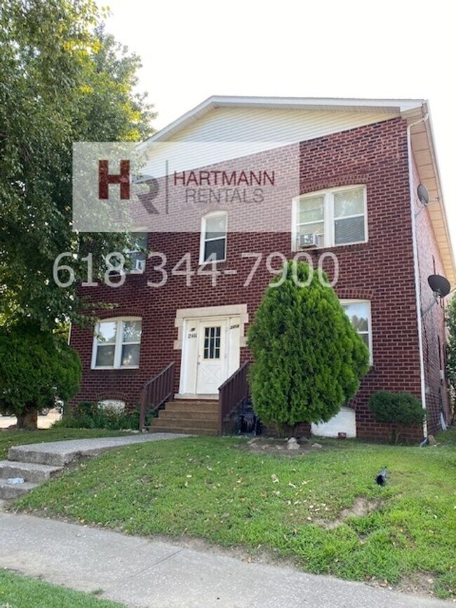 Building Photo - 2460-2460 Benton St Unit 2460 Benton  B
