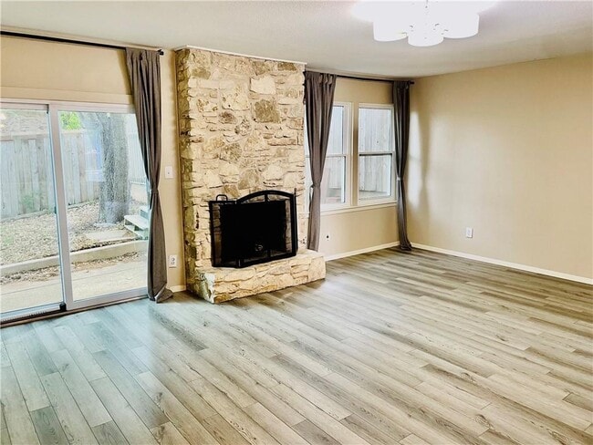 Building Photo - 3507 Westchester Ave Rental