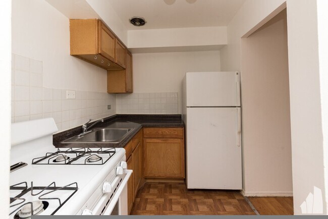 6830 N Sheridan Rd Unit 263