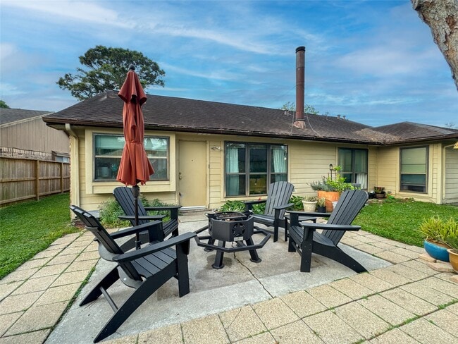 Photo - 2909 Laurelridge Dr