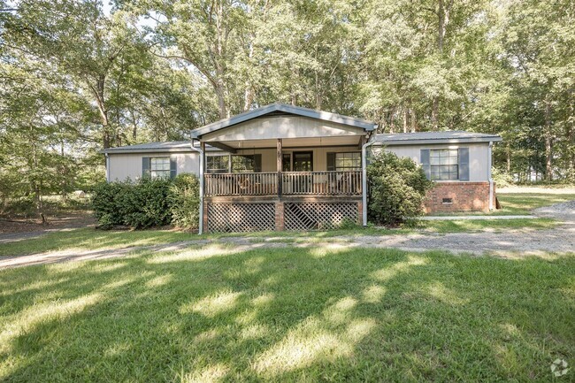 Building Photo - 1808 Sanford Rd Rental