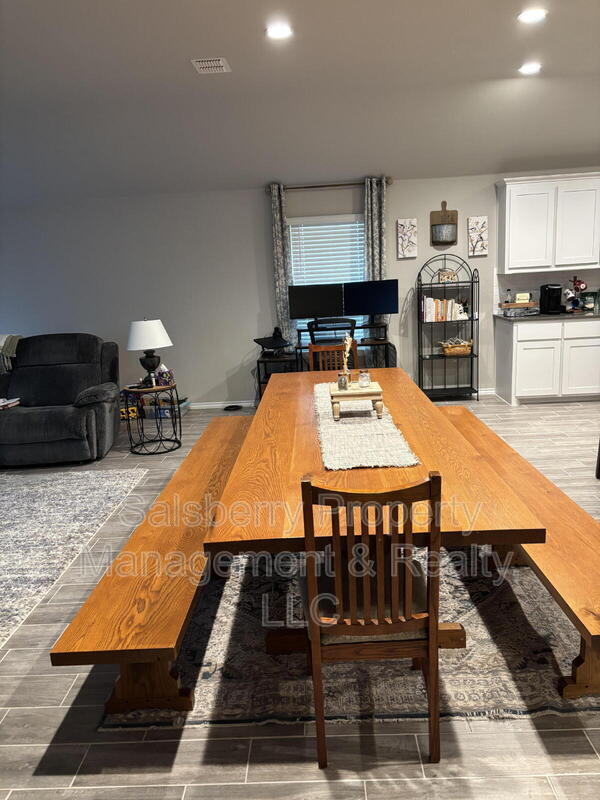 Photo - 5745 Brookville Dr