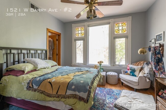 Photo - 1521 W Barry Ave Unit #2