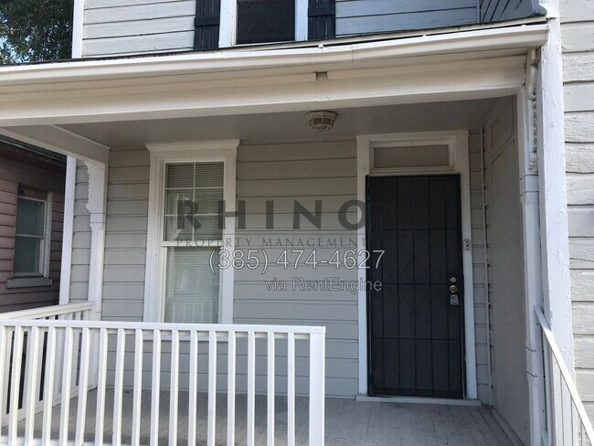 Photo - 2440 B Ave Unidad 4