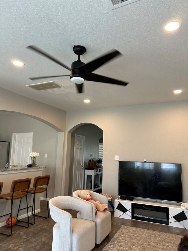 Photo - 1608 Claremont Garden Cir