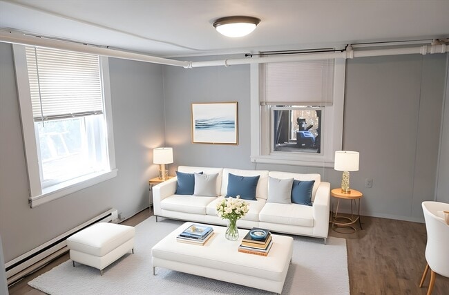 Building Photo - 305 Rindge Ave Unit 1 Rental