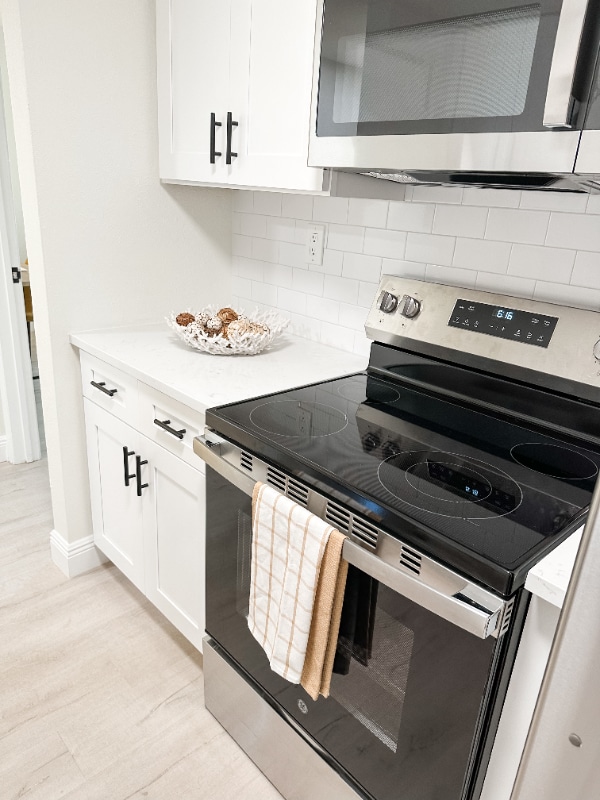 Photo - 3640 41st Ln S Unidad F