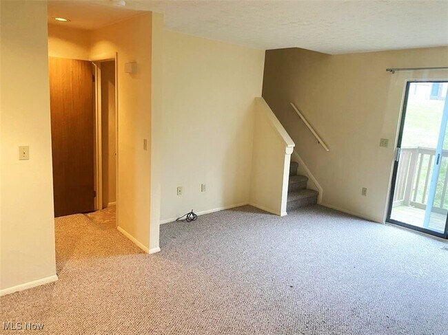 Photo - 123 Orchard Dr