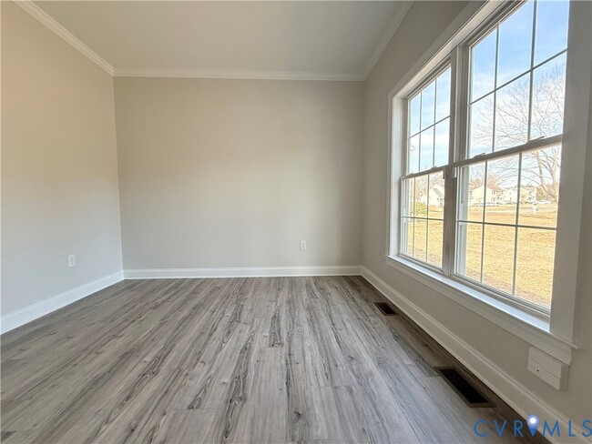 Photo - 1625 Southcreek Dr