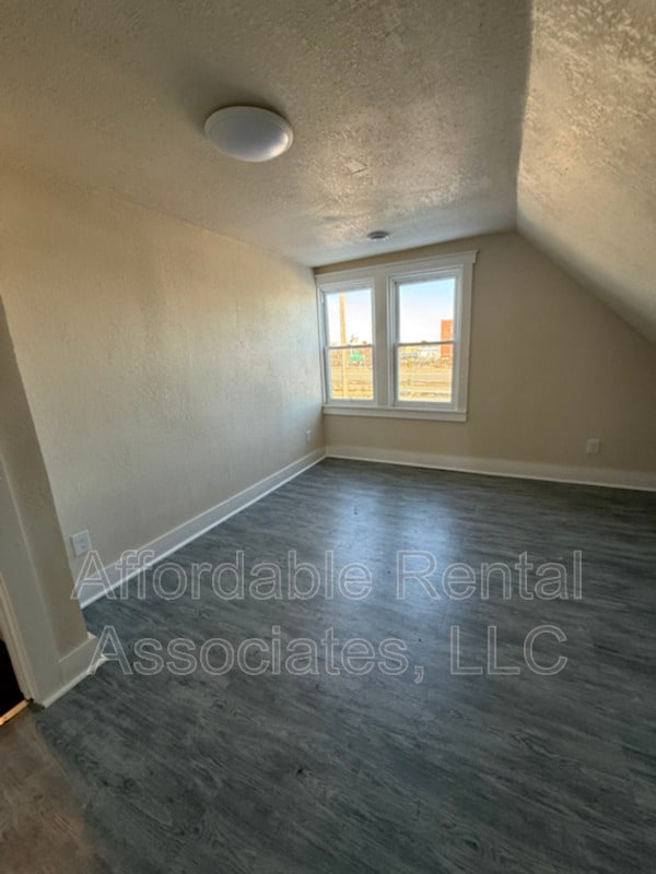 Photo - 2167 S 5th St Unit Upper