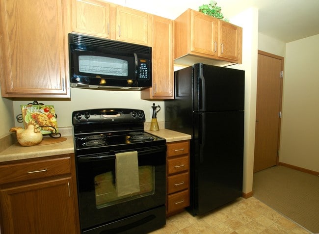 Photo - Celebre Place