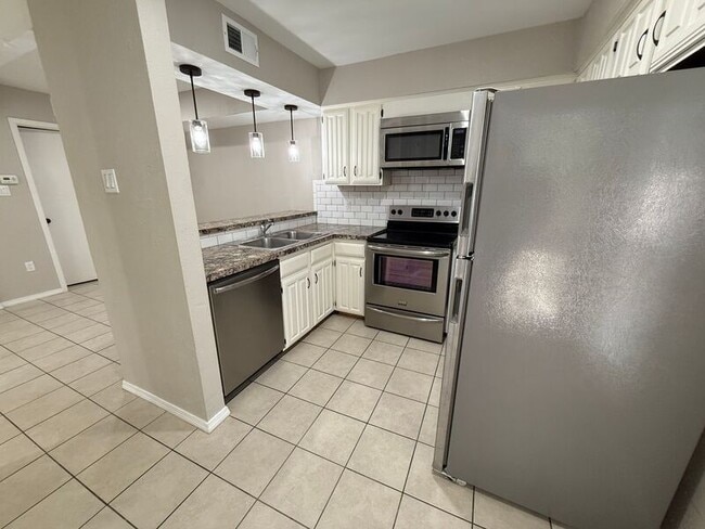 Photo - 889 Dublin Dr Unit D