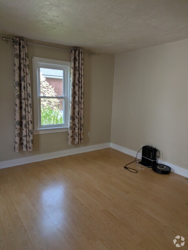 Building Photo - 22 Everittstown Rd Rental
