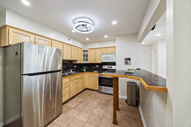 Photo - 929 S Oak Park Ave