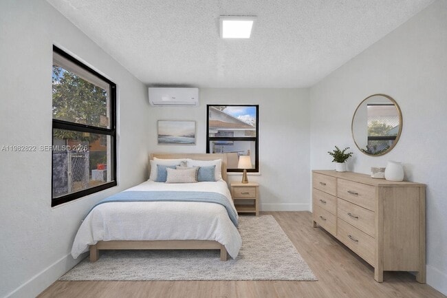 Photo - 2428 NW 28th St