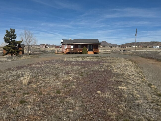 Photo - Charming 10 Acres 3 Bedroom 2 Bath Home In "Coyote Springs"