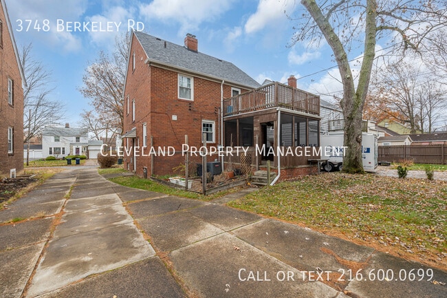 Photo - 3748 Berkeley Rd