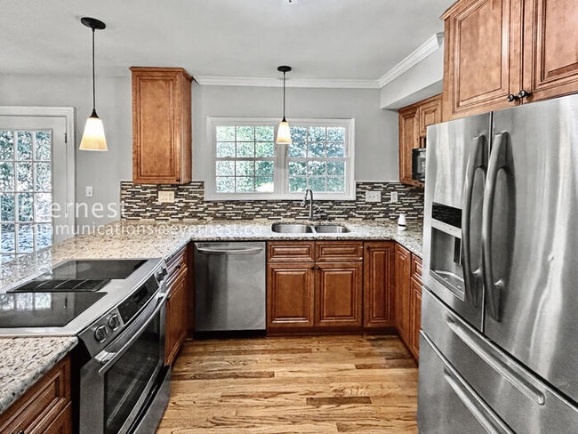 Photo - 3 Bed, 2.5 Bath Home with Fenced Yard & Garage / Pet-Friendly / Coming Soon!