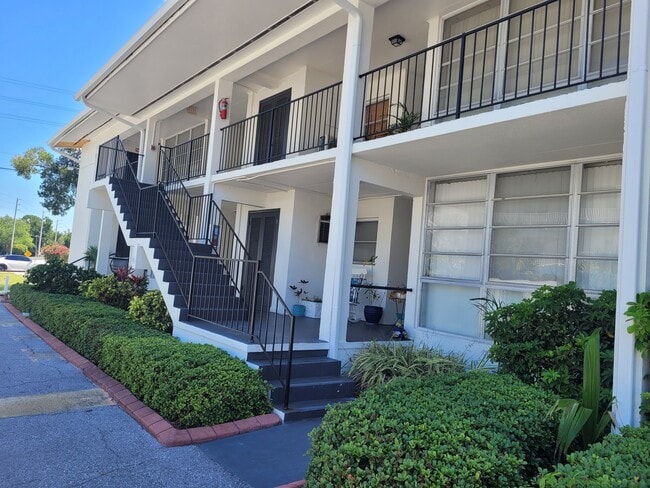 Photo - 2950 West Bay Dr Unit 1B