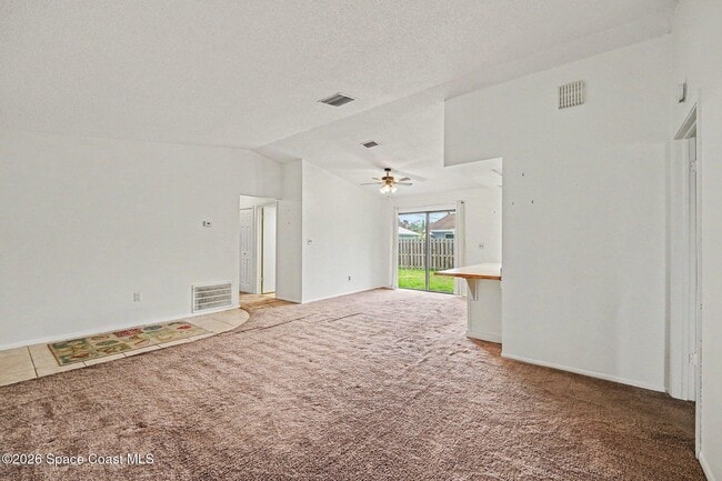 Photo - 2106 Tarrytown Ln NE
