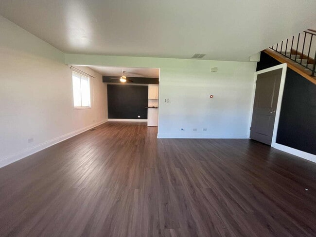 Photo - 211 E Oneida Ave