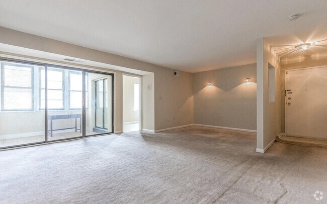 Building Photo - Columbia Rental
