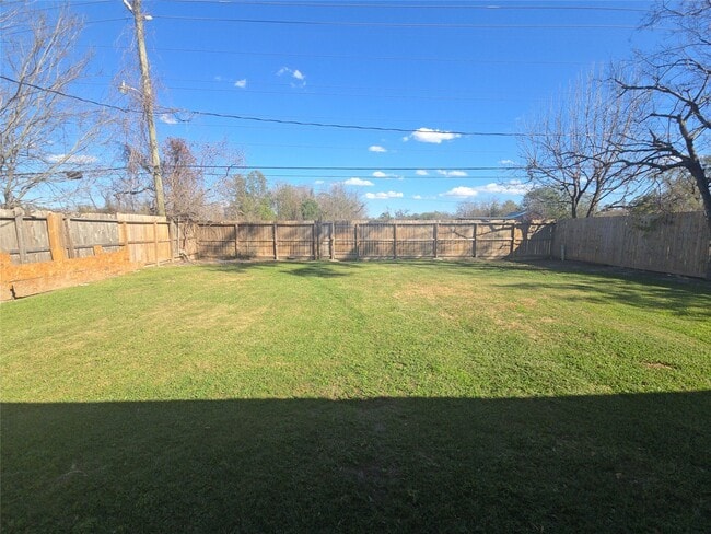 Photo - 618 Overbluff St