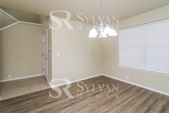 Photo - Gorgeous 4 bedroom brick colonial!