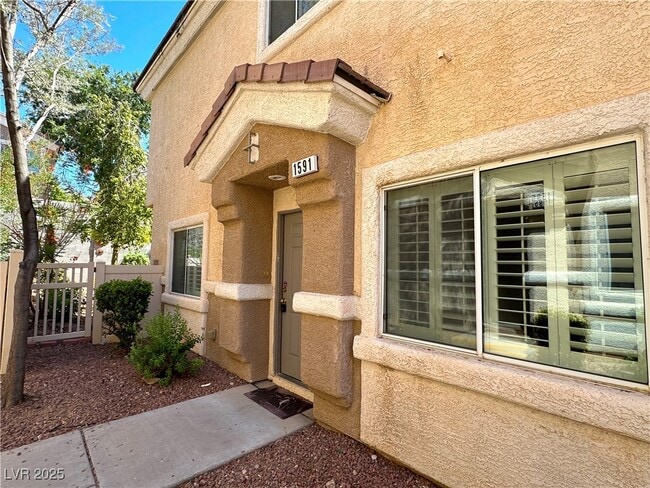 Building Photo - 1591 Buffalo Brubaker Ln Unit 103