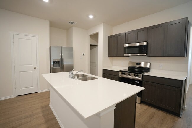 Photo - 7005 Cottonseed Dr