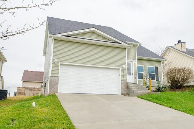 Photo - 128 Alumni Dr